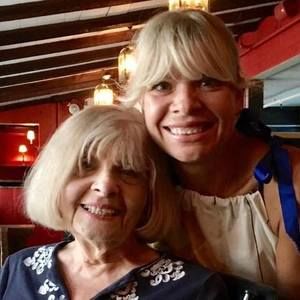 Meet your Posher, Crista